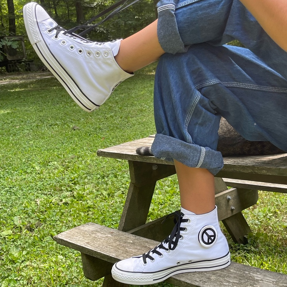 Converse Chuck Taylor All Star SEEK PEACE, Pre-Owned W-8.5 M-6.5 - Picture 2 of 7
